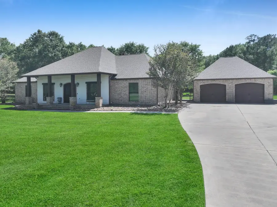 3225 Panda, Orange, TX 77632 - #3