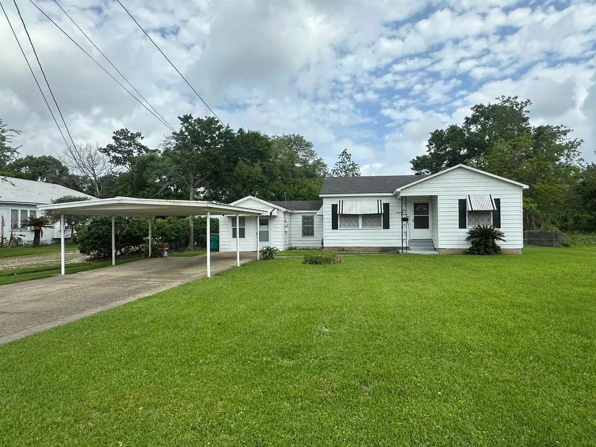 1804 Sholars, Orange, TX 77630-3302 - #1