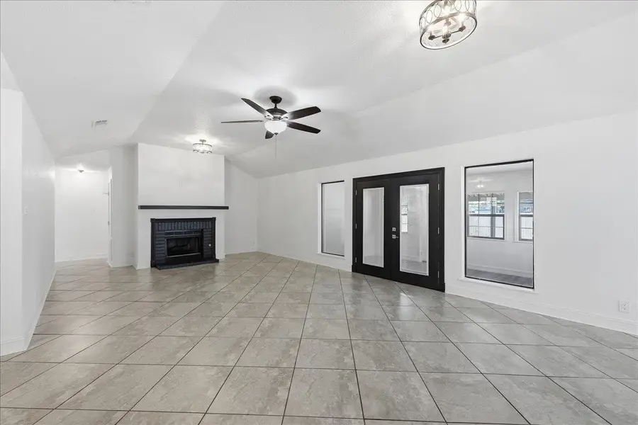 4304 Highland, Orange, TX 77632 - #2