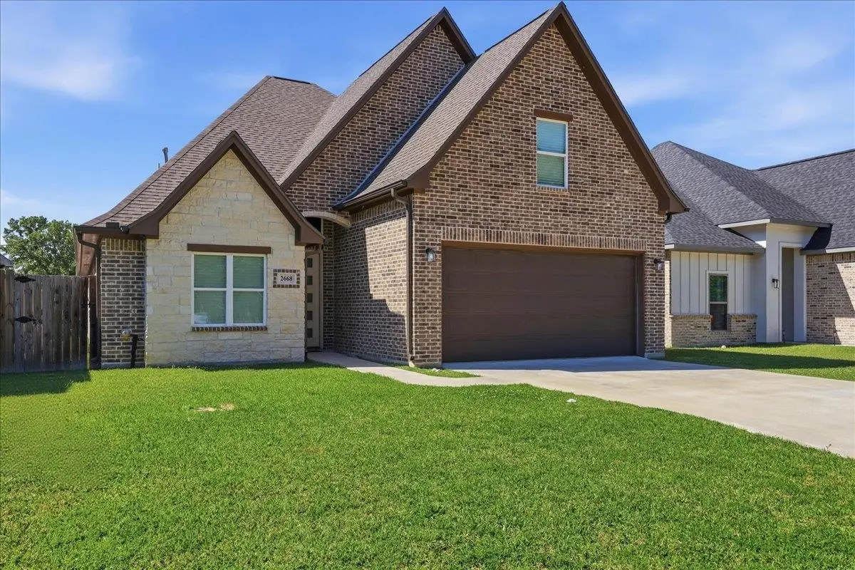 2668 Eloise Ct, Nederland, TX 77627 - #1