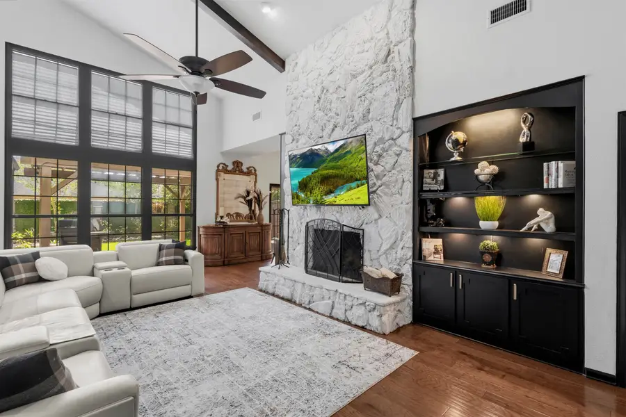 6655 Woodridge Lane, Beaumont, TX 77706-4242 - #2