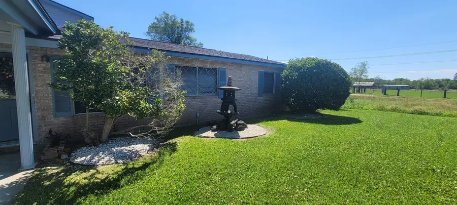 4491 Cadillac Ln, Beaumont, TX 77705 - #3