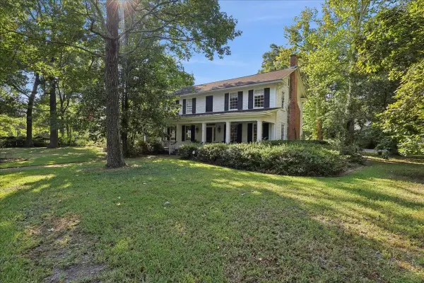 2395 Gladys, Beaumont, TX 77702