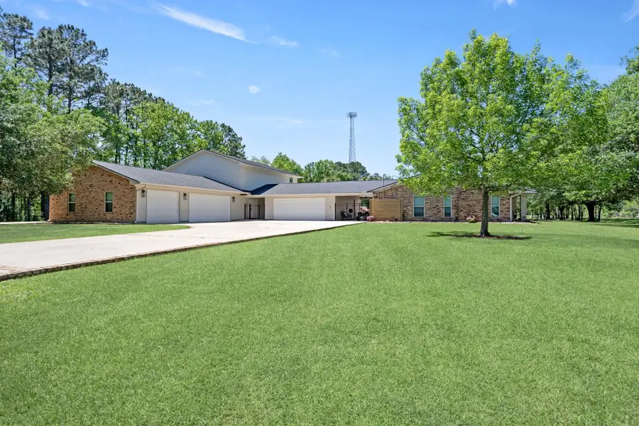1090 Southdale, Vidor, TX 77662 - #2