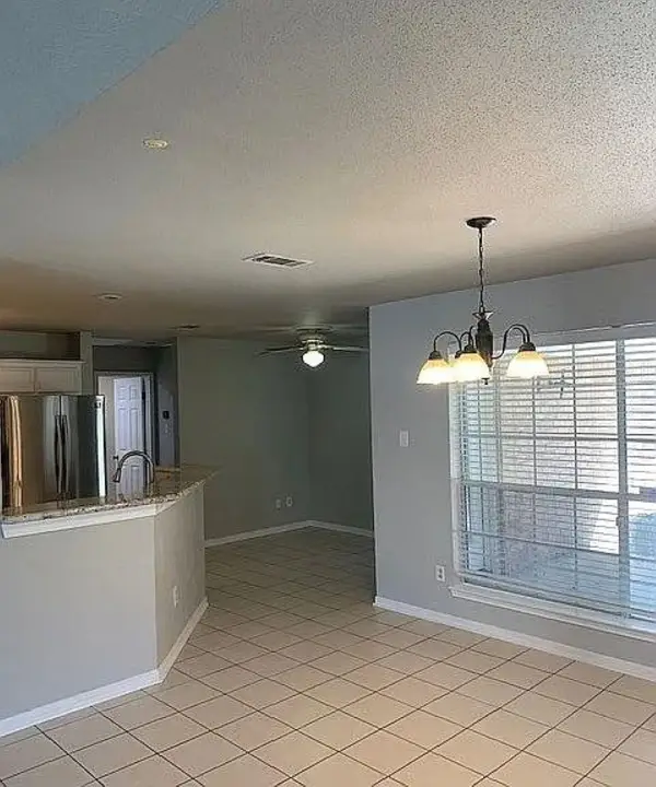 7875 Bluebonnet St, Beaumont, TX 77713