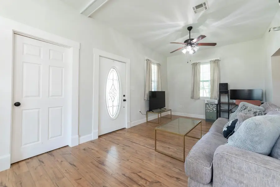 195 W Hartel St., Sour Lake, TX 77659 - #2
