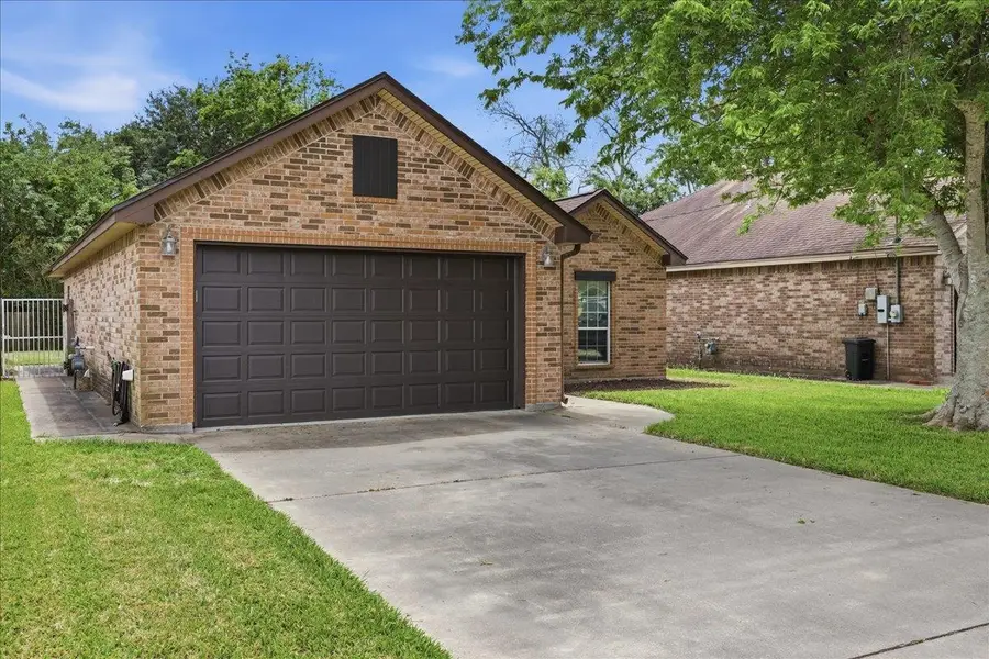 1921 5th Street, Port Neches, TX 77651-3201 - #2