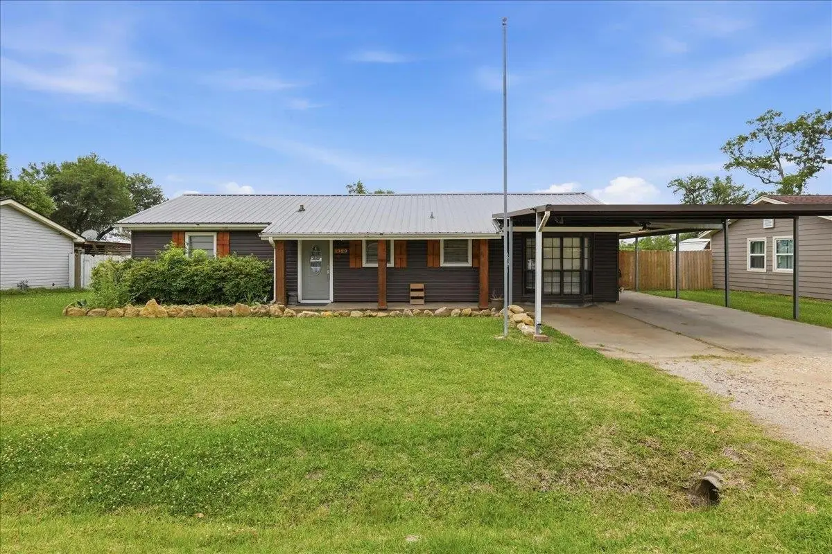 1329 Beagle, Orange, TX 77632 - #1