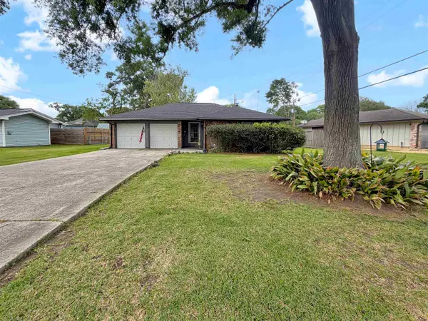 5210 Moonmist Drive, Beaumont, TX 77706
