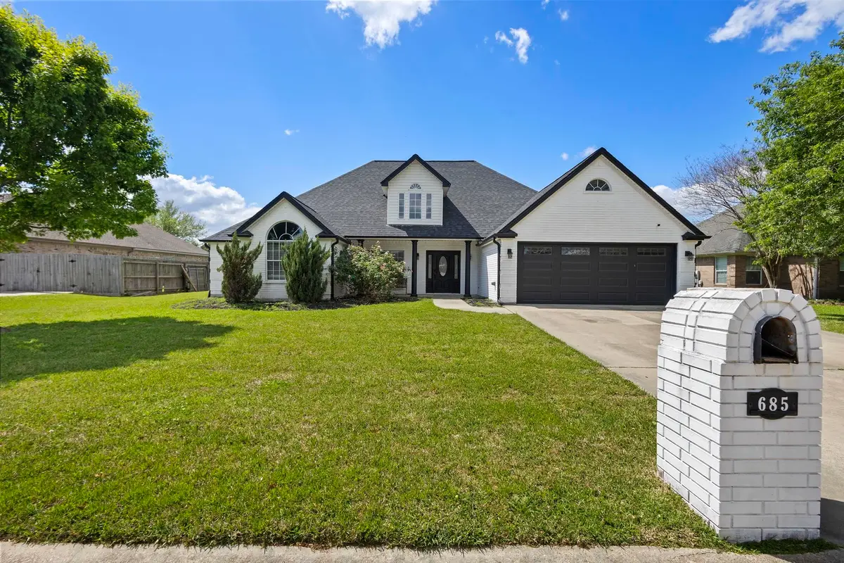 685 Winchester, Bridge City, TX 77611 - #1