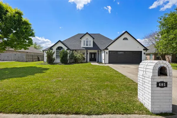 685 Winchester, Bridge City, TX 77611