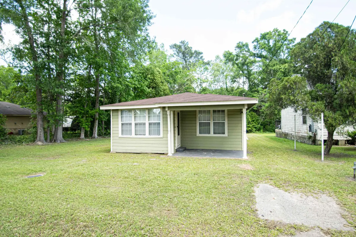 910 Bonner St., Silsbee, TX 77656 - #1