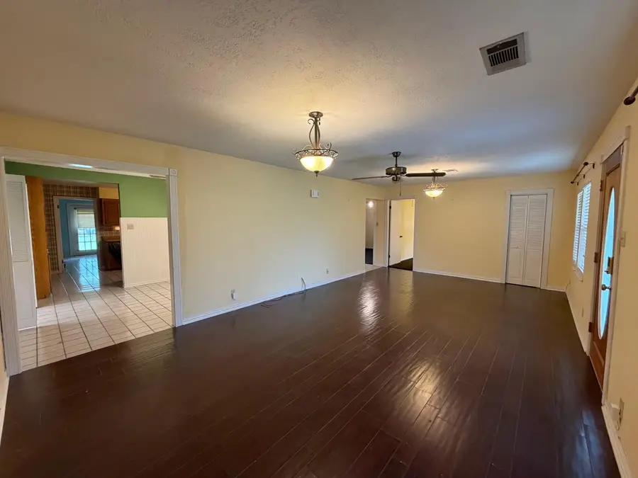 2313 3rd St, Port Neches, TX 77651 - #3