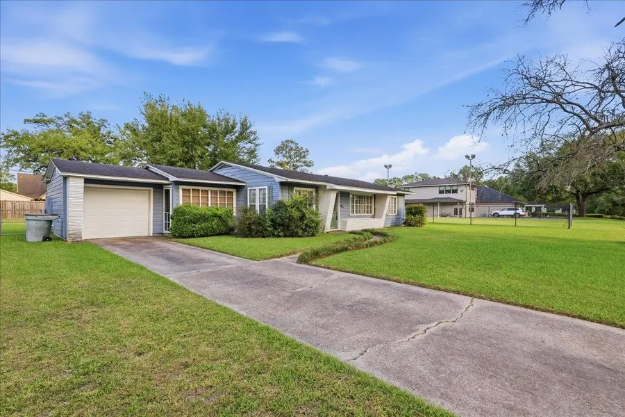 730 Yount, Beaumont, TX 77706 - #2