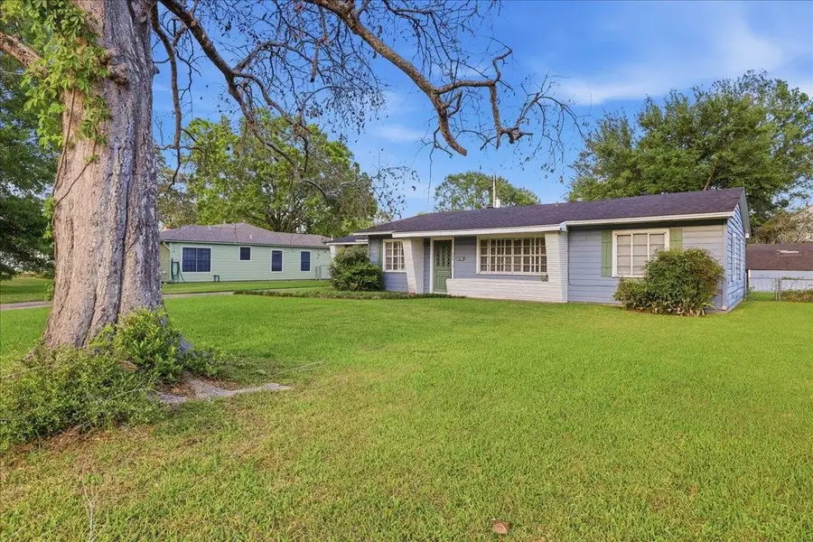 730 Yount, Beaumont, TX 77706 - #3