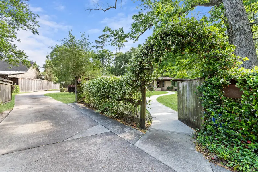 5575 Clinton, Beaumont, TX 77706 - #2