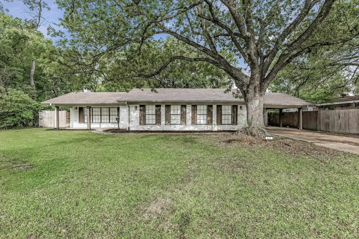 835 Howell St., Beaumont, TX 77706 - #1