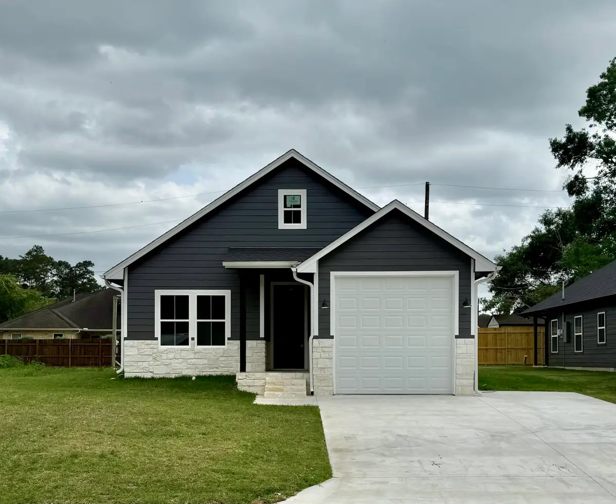 865 Dundee, Vidor, TX 77662 - #1