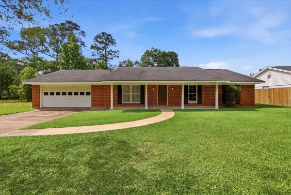 114 WOODLAWN DR., Sour Lake, TX 77659