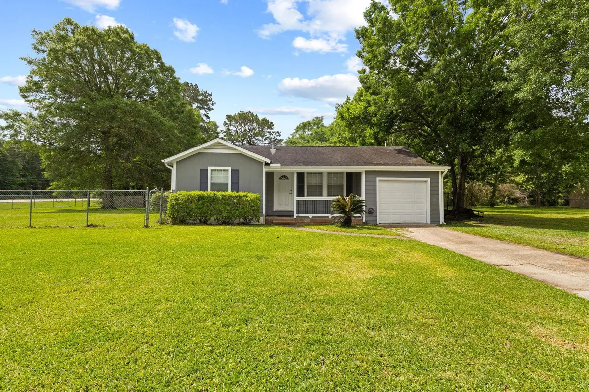 8455 Frazier Dr, Beaumont, TX 77707 - #1