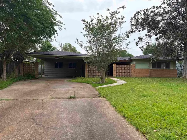 4650 Dellwood, Beaumont, TX 77706