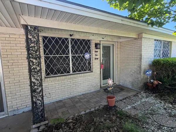 5230 Gober, Beaumont, TX 77708