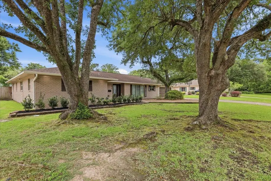 3875 Kenwood, Beaumont, TX 77706 - #2