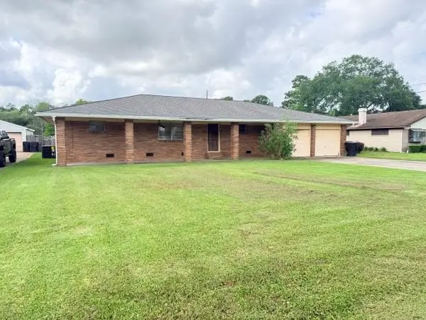 3012 Seattle, Nederland, TX 77627