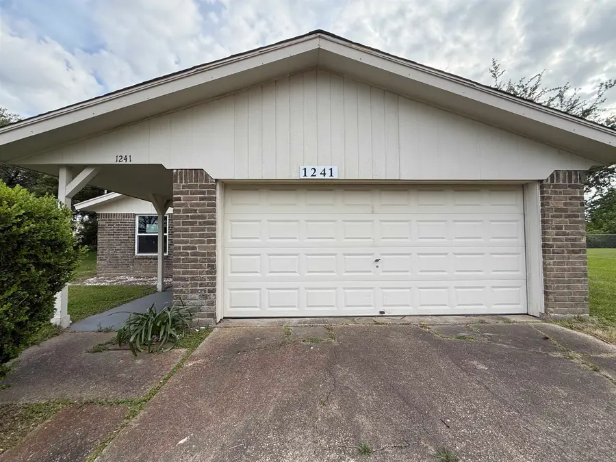 1241 Grannis, Port Arthur, TX 77640 - #2