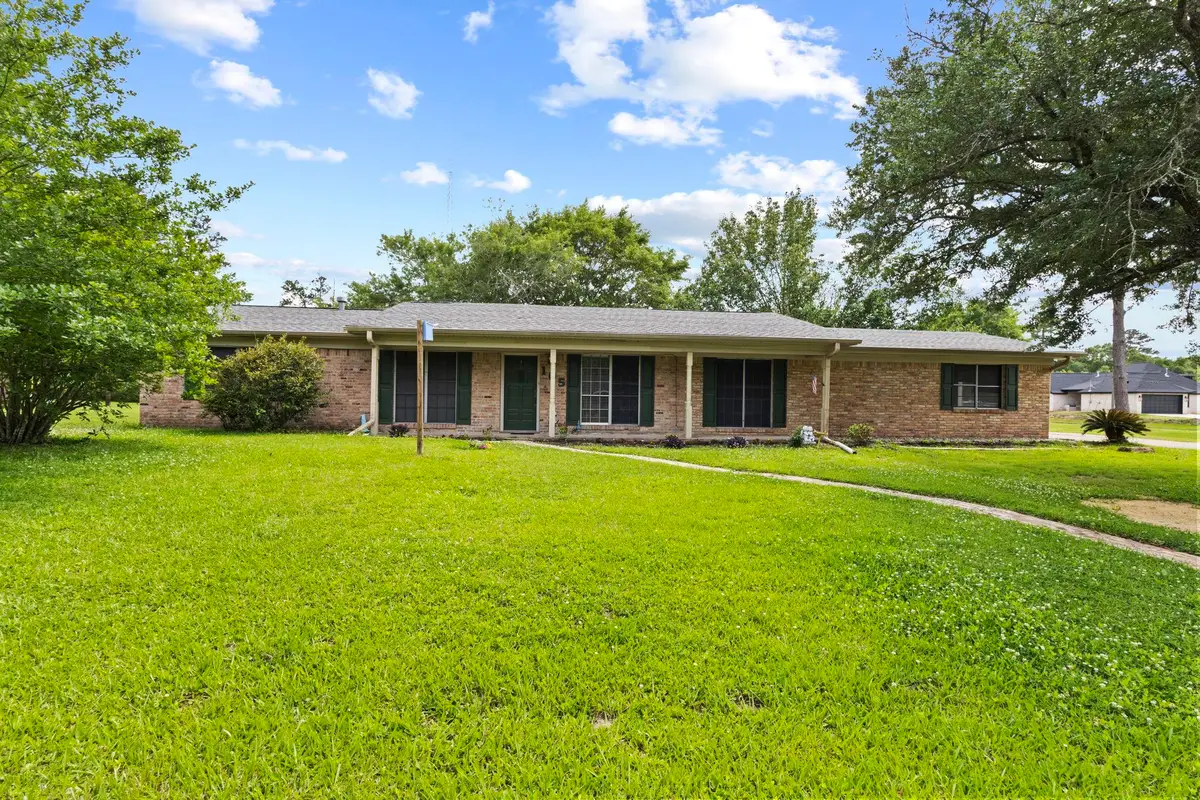 105 Pinewood, Silsbee, TX 77656 - #1
