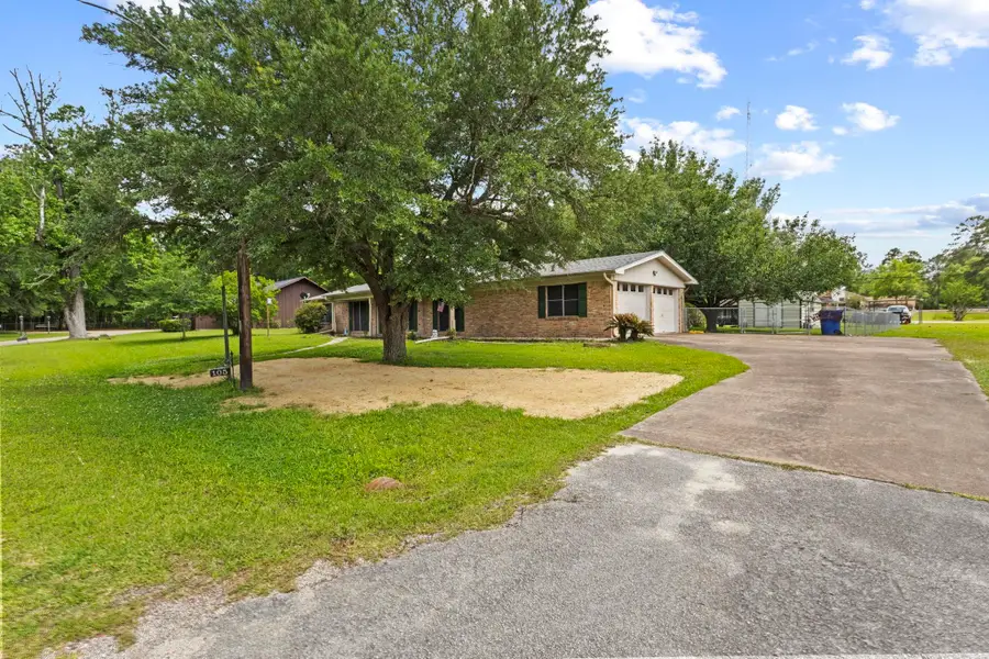 105 Pinewood, Silsbee, TX 77656 - #3