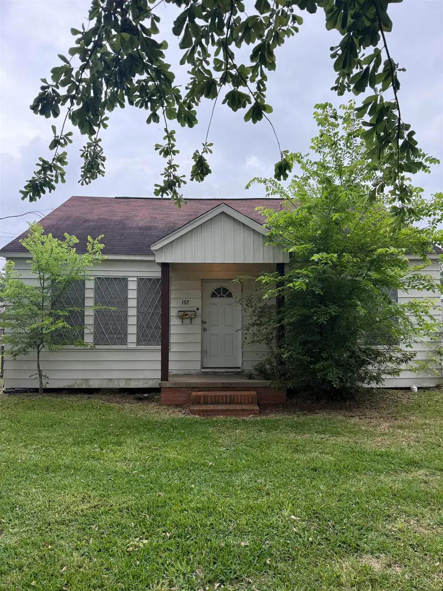 192 Hill Terrace Dr., Nederland, TX 77627 - #2