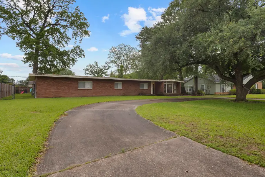 980 20th St, Beaumont, TX 77706 - #3