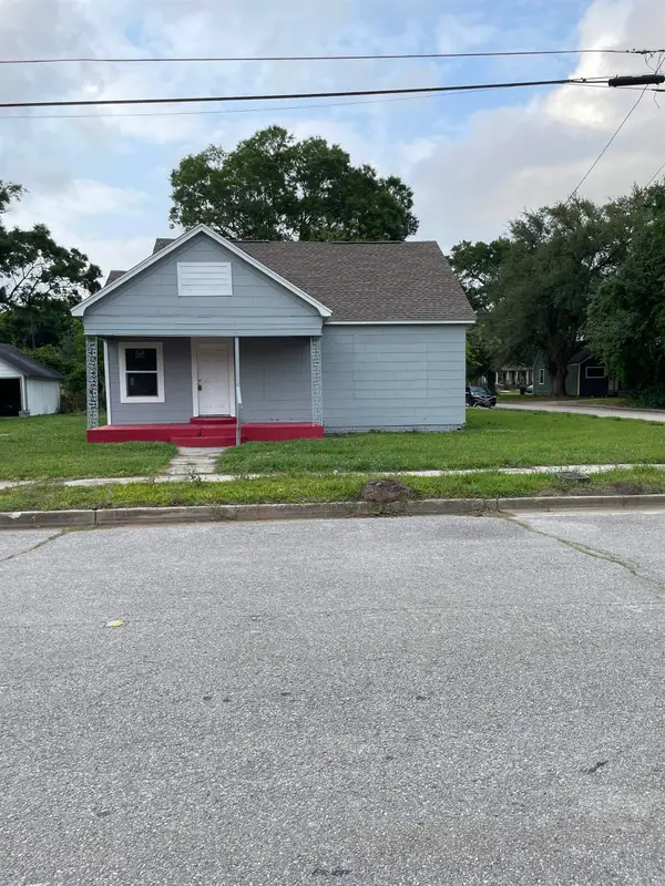 347 E Elgie, Beaumont, TX 77705