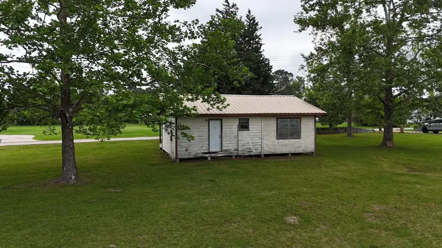 187 COUNTY ROAD 767, Buna, TX 77612 - #3
