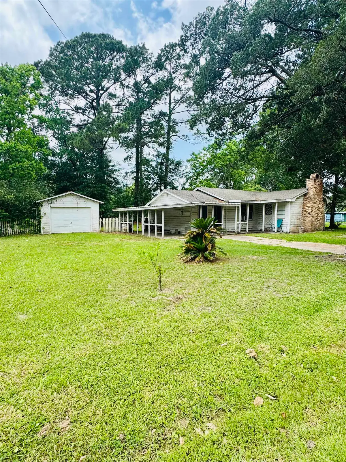 1008 W Ave B, Silsbee, TX 77656 - #1