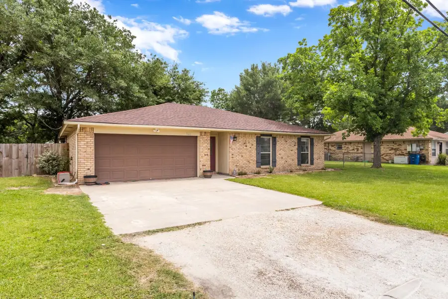 780 Dugas St, Bridge City, TX 77611 - #2