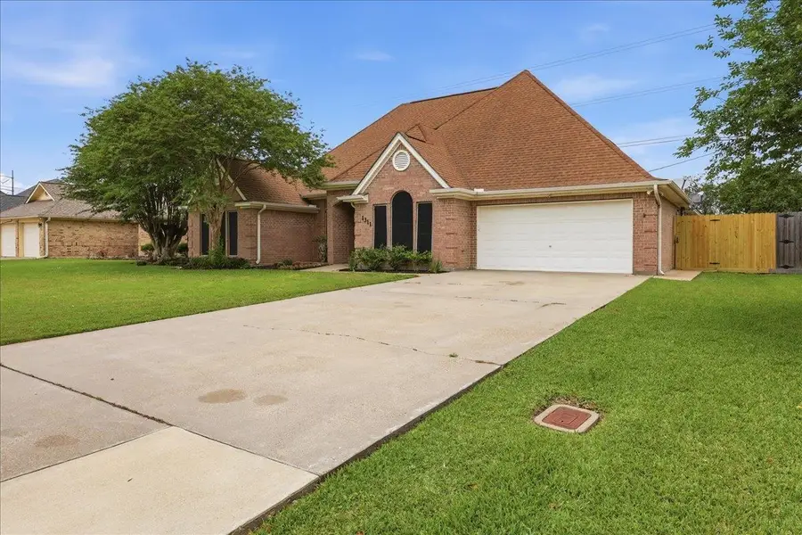 1311 S 17th Street, Nederland, TX 77627 - #3