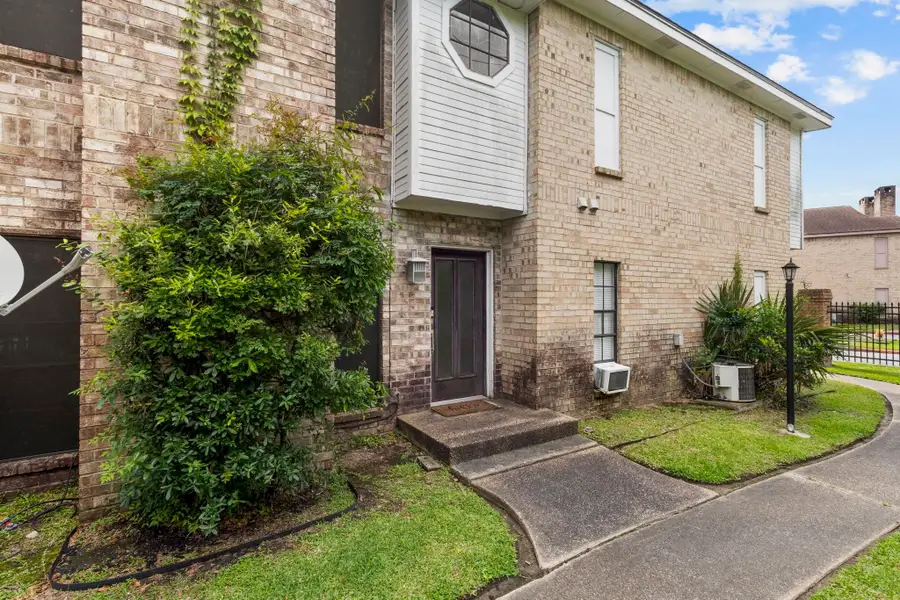 1620 WELLINGTON Pl, Beaumont, TX 77706 - #2