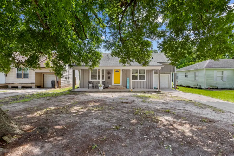 149 Hilldale Dr., Nederland, TX 77627 - #3