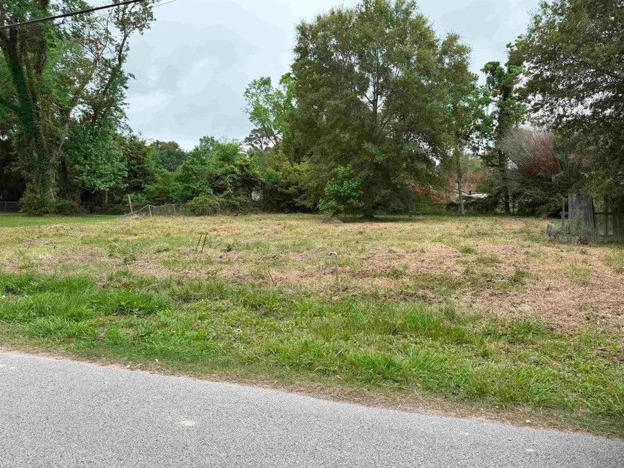 3486 Pheasant Street, Orange, TX 77630 - #3