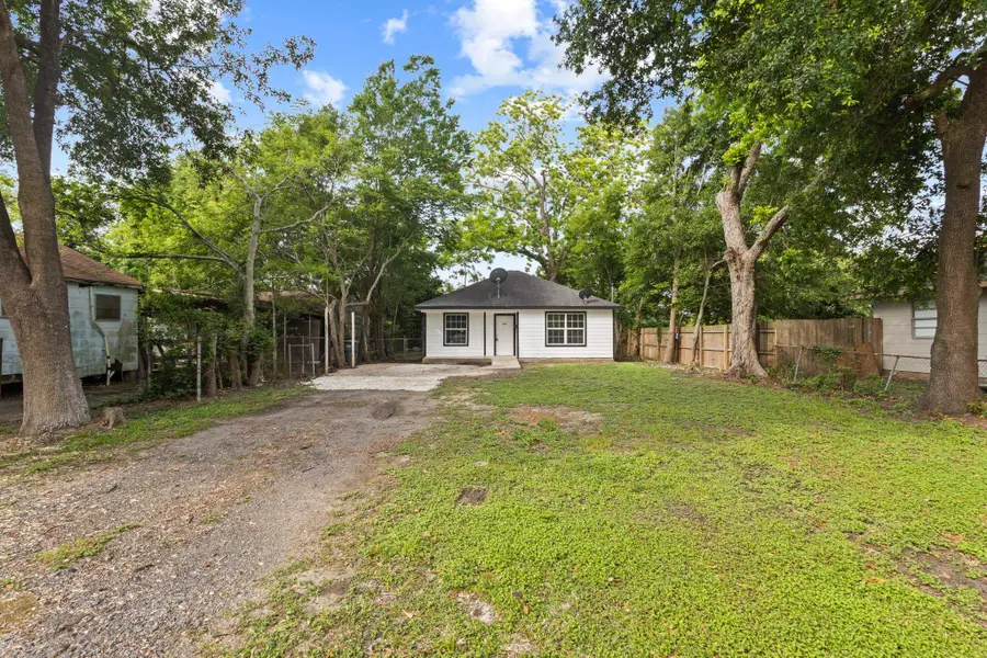 2125 Tenth Ave, Port Arthur, TX 77642 - #2