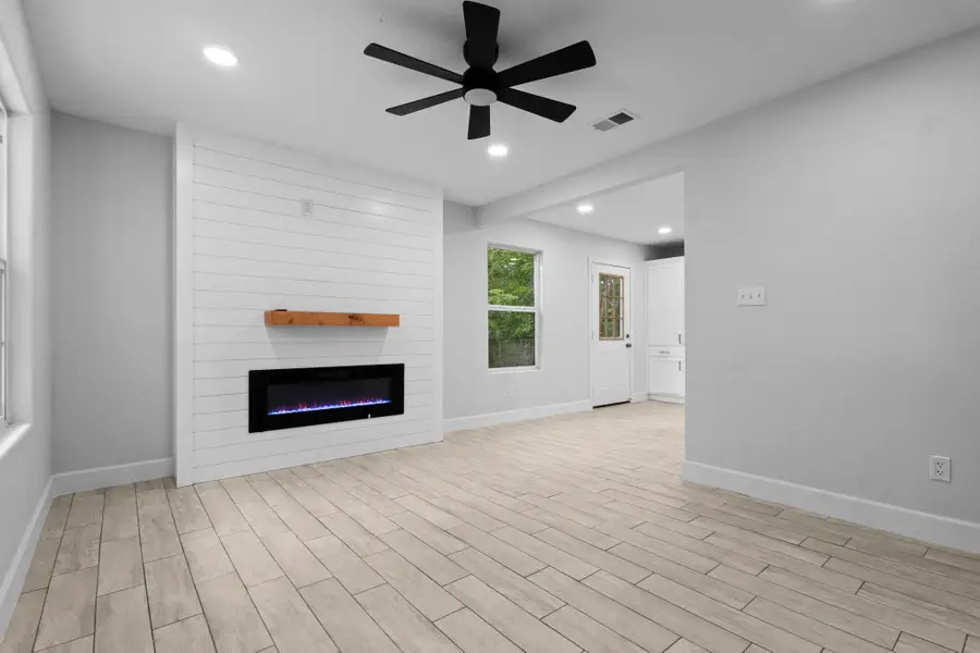 2125 Tenth Ave, Port Arthur, TX 77642 - #3
