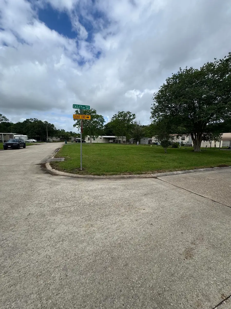 7815 Easley Dr, Beaumont, TX 77713 - #2