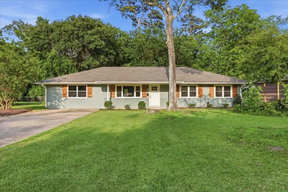 980 Evergreen, Beaumont, TX 77706 - #1
