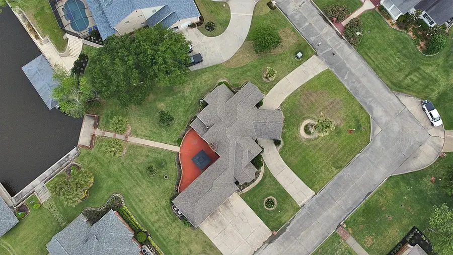 155 Greenhead Pt., Orange, TX 77630-6889 - #2
