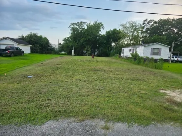 106 E Tennessee, Orange, TX 77630