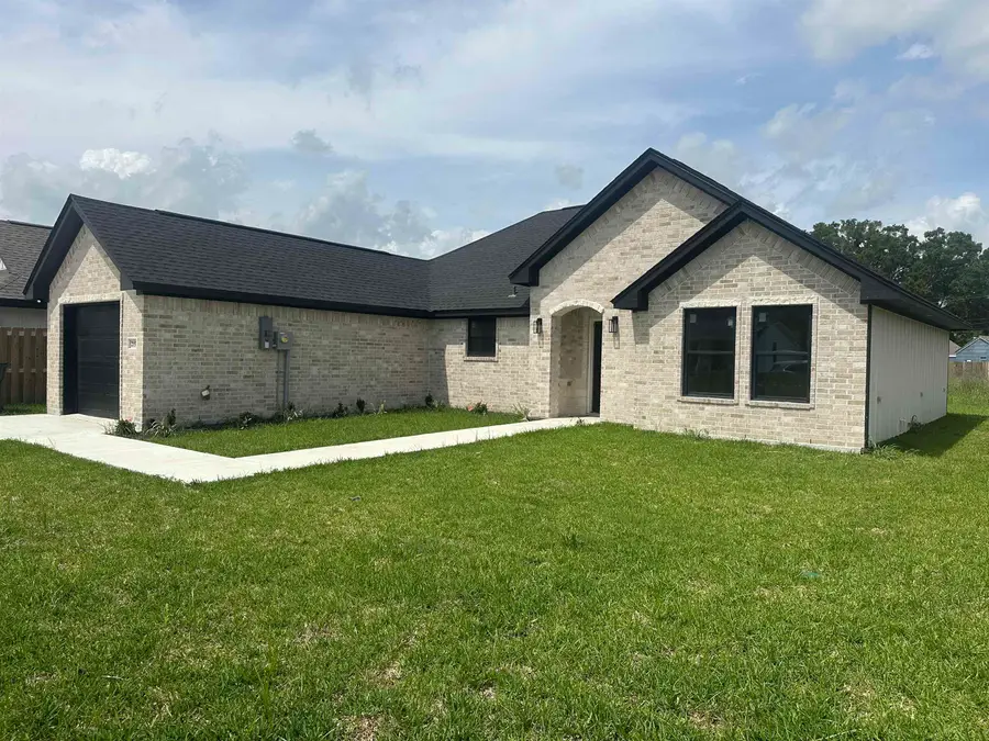 2155 Birch St, Port Arthur, TX 77640 - #3