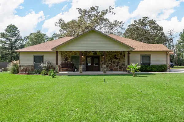 155 CR 876, Vidor, TX 77662