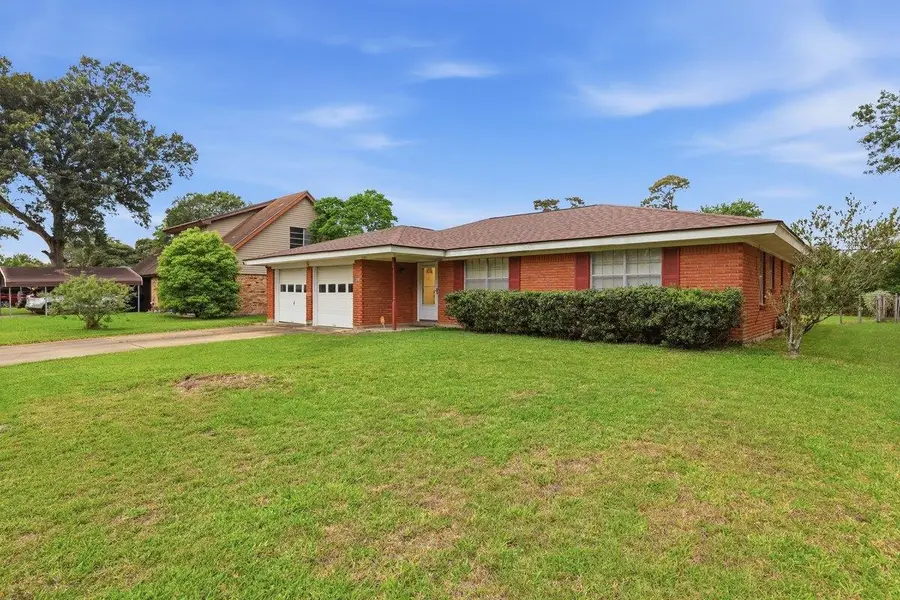 538 Lilac Avenue, Orange, TX 77630 - #2